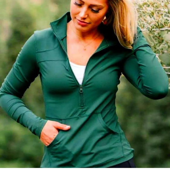 ZYIA Tops Zyia Active Green Half Zip Pullover Size Medium Poshmark